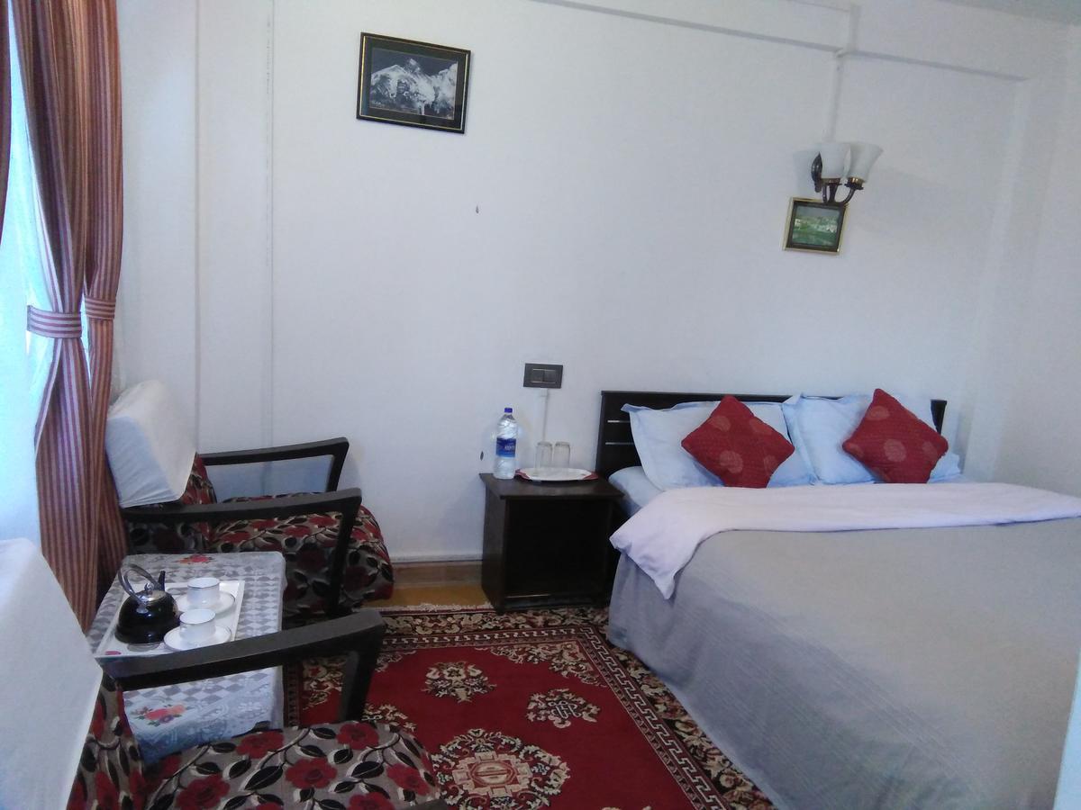 Himalayan Inn Homestay ดาร์จีลิง ภายนอก รูปภาพ