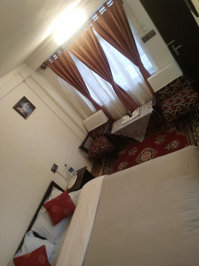 Himalayan Inn Homestay ดาร์จีลิง ภายนอก รูปภาพ