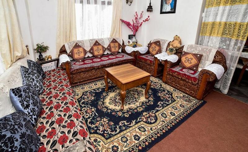 Himalayan Inn Homestay ดาร์จีลิง ภายนอก รูปภาพ